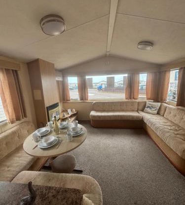 Singh&Leite Family caravan for 6 people
