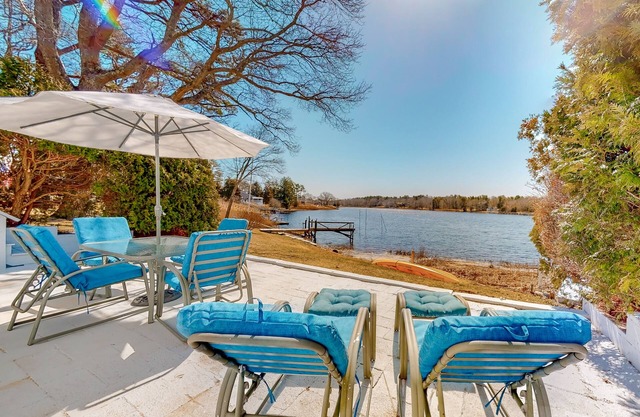 Single-level riverfront retreat, electric fireplace, & washer/dryer