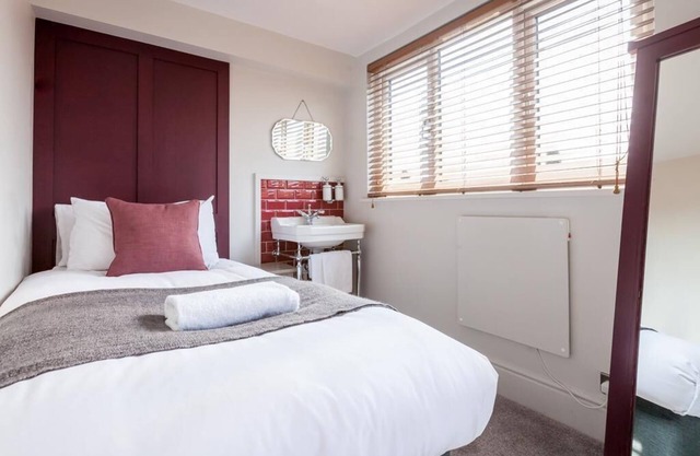 Single Room at Regency Guest House