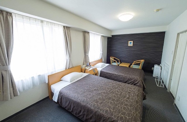 Single use in nonsmoking twin room /Osaka Ōsaka