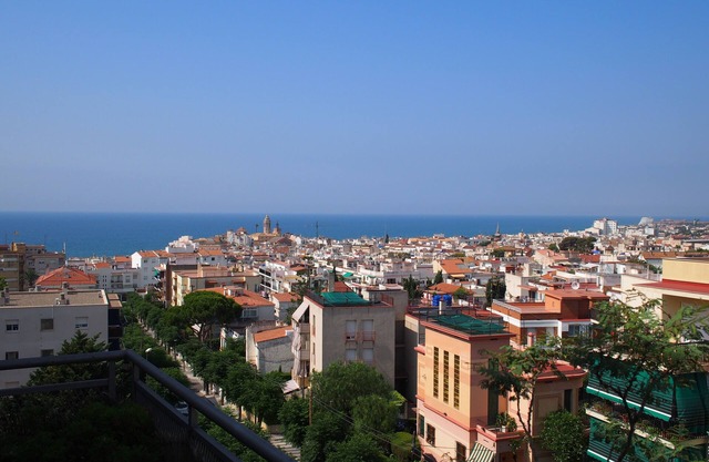SITGES: Terrace with magnificent view and swimming pool