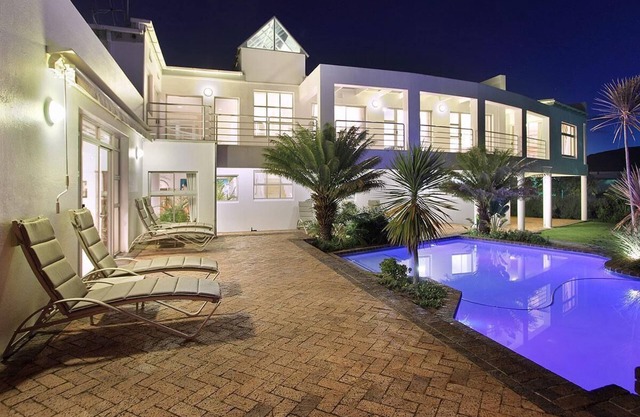 Situated in the Constantia Valley bordering the world famous G. C. vineyards