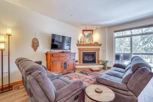 Ski and Explore Silverthorne Gem with Hot Tub Access!