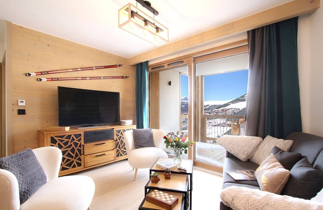 Ski aux pieds & piscine | T2 + cabine