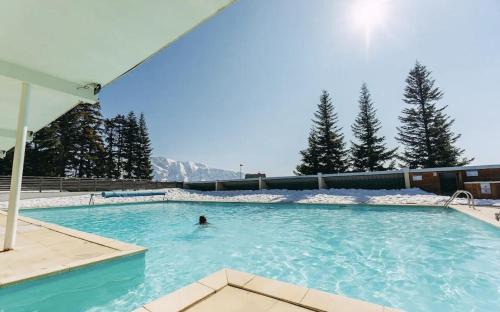 Ski et détente à Chamrousse Sauna, piscine 6 pers, wifi et parking