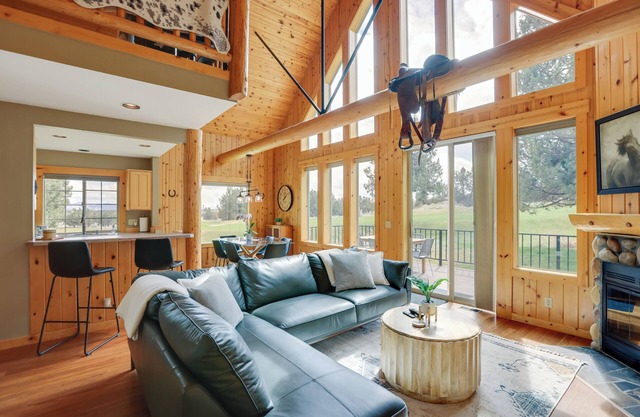 Ski, Hike, Ice Fish: Redmond Escape w/Hot Tub!