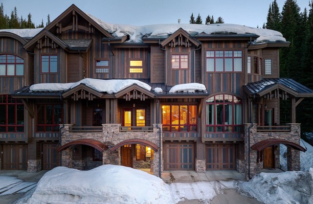 Ski In Out Luxury Villa 452 I Private Hot Tub I Great Views I Best Price I Discounted Attractions