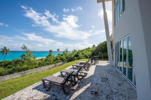 Sky Beach Club Split - Contemporary Beach Villa In Boutique Club villa