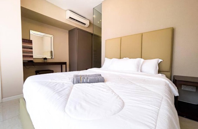 SKY POOL Cozy Suite - Sri Hartamas - 3min Publika