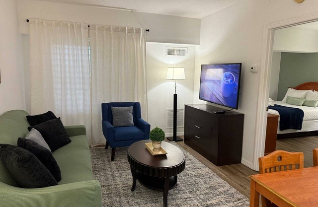 SkySuite 5min to Universal Park