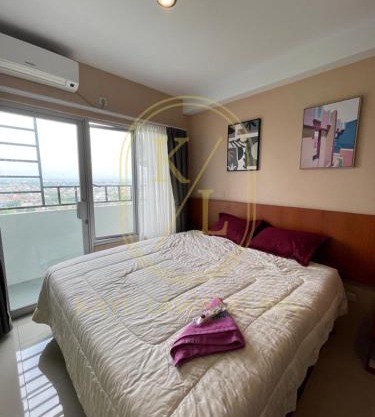 SkyView Apartment By Kayu Lawang