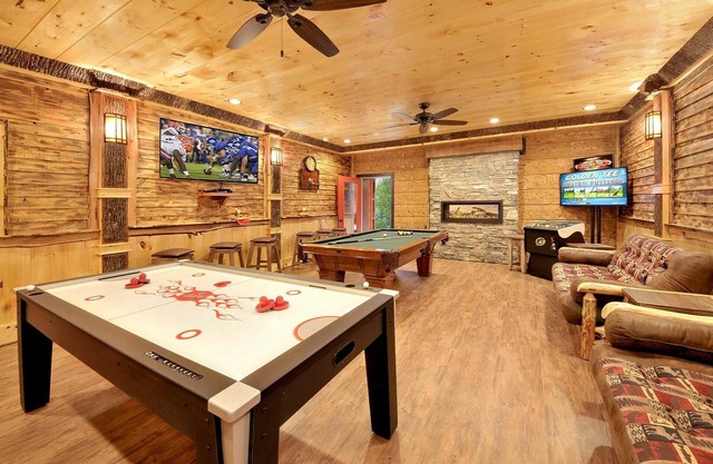 SkyView Mansion:2025 Specials!