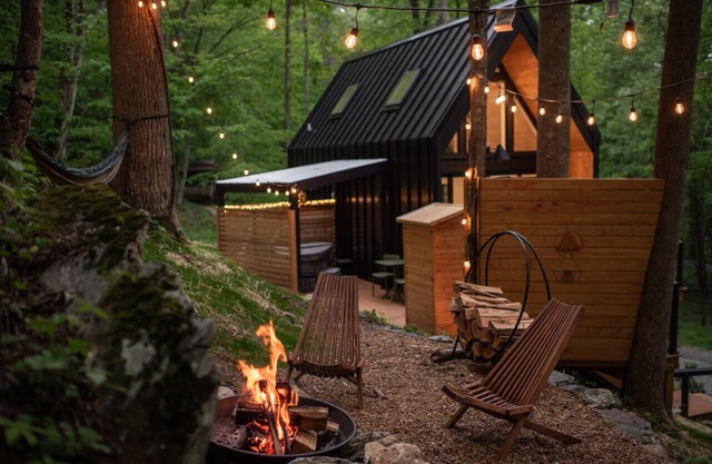 Skywatch Cabin, modern retreat