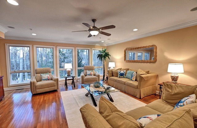 Sleeps 11 - Beautiful townhome with elevator conveniently located near Bethany Beach! Community Pool! Guest will receive a 3 day state park pass for their stay!