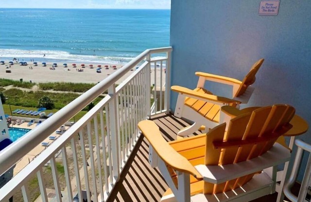 Small Family Getaway-Couples Retreat-Book Now! Strong WIFI - Super Clean