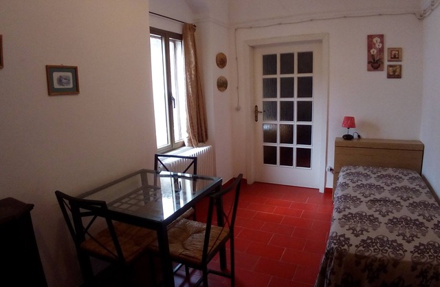 Small independent suite just a stone's throw from the historic center of Ferrandina.
