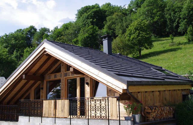 Small old wood chalet