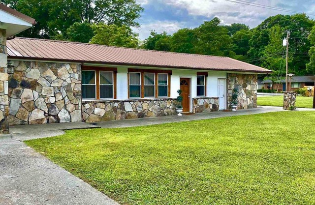 small rental for couple getaway