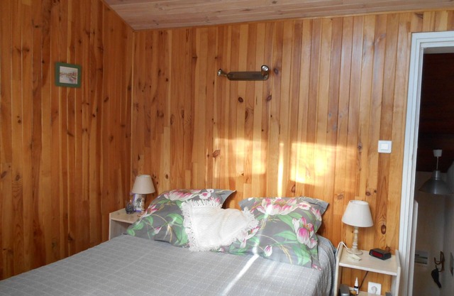 Small terraced house ideally located near the lake On Hossegor