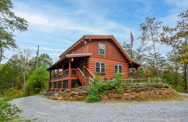 Smokies Hideaway View Hot Tub Games Fireplace