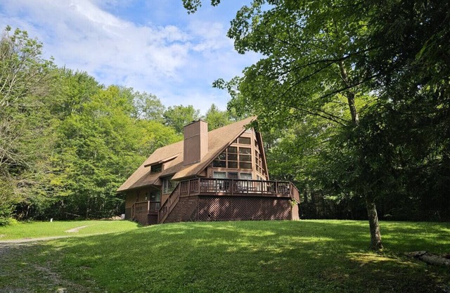 Snow Chateau - Country comfort meets adventure in Canaan Valley!