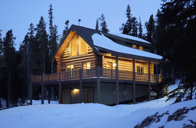 Snowshoe Cabin - Mountain Views, Near Breckenridge Colorado - NEW