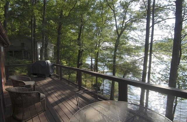 Snug Harbor Fishing Paradise