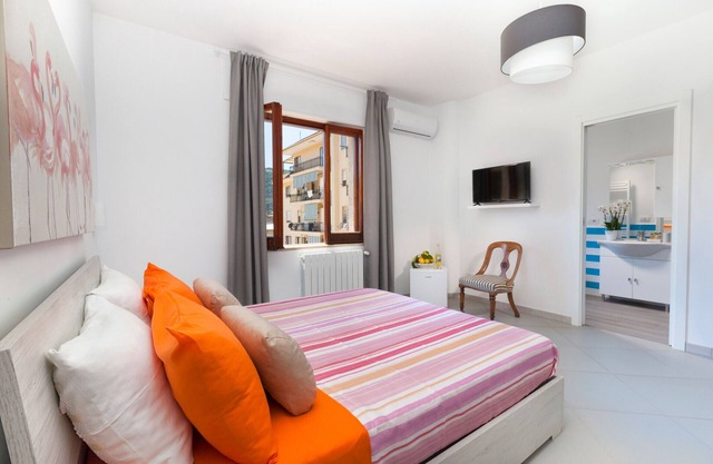 Sofia flora Room