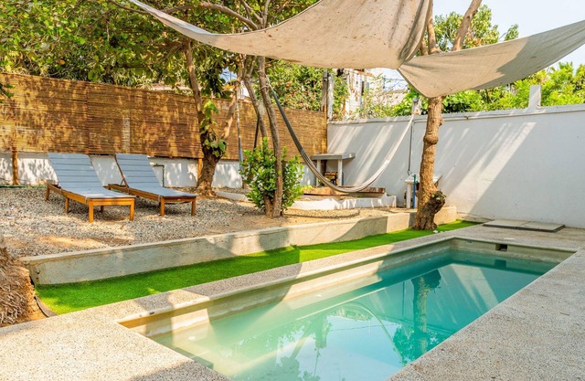 Soothing Studio “Erizo” + Pool, Hammocks & Rooftop