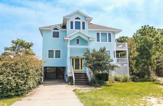 Soundside, Hot Tub, Community Amenities, MS2, Catchin Waves