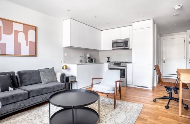 South Boston 1BR w/W/D, steps from Carson & M St. Beach by Blueground