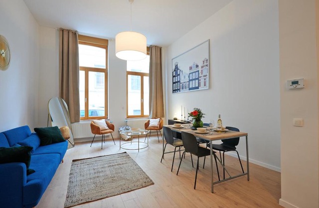 South Cosy Residence