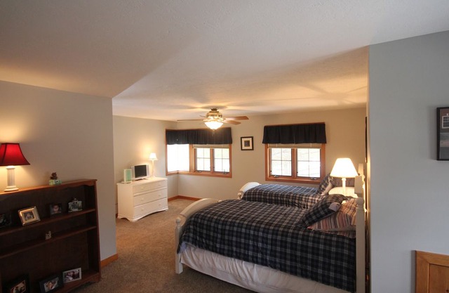 South Down Shores Condo. Walk to the beach and the pool. Family friendly.