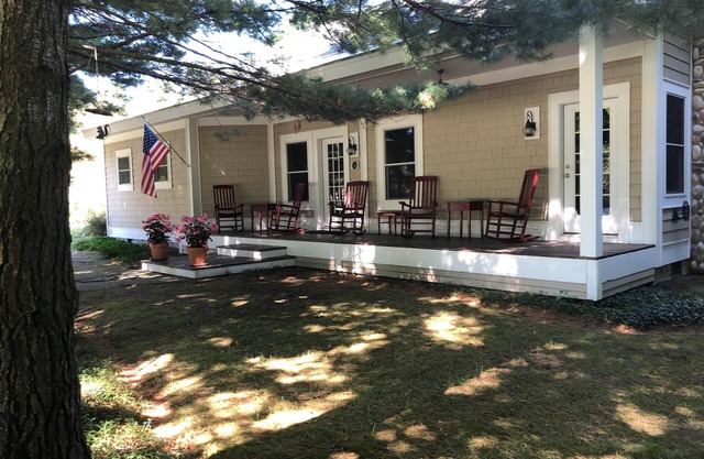 South Main Street Cottage ~ Leland, Michigan ~ Saturday to Saturday