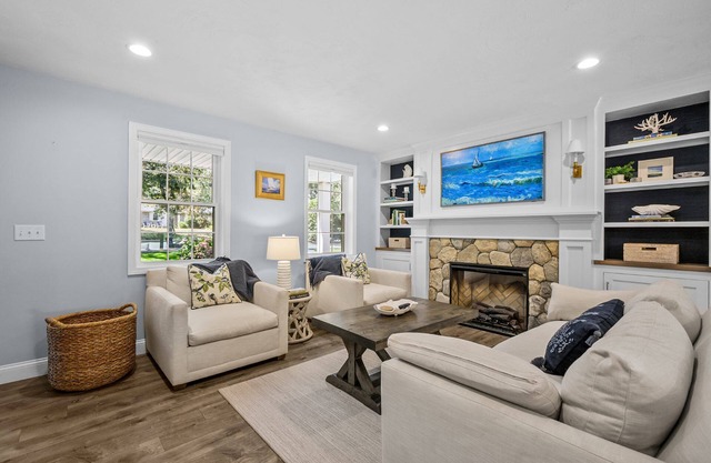 South Street Retreat: Luxury Cape Cod Escape