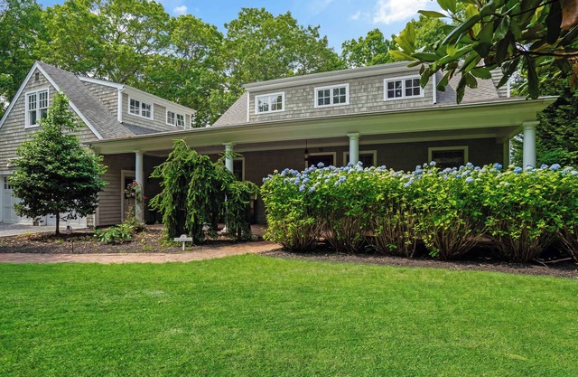 Southampton Lake Home Peaceful & Private