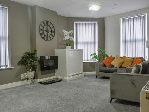Southgate House - Uk48863
