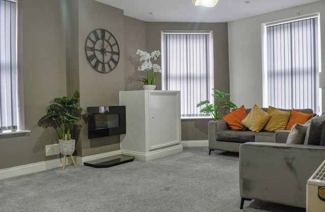 Southgate House - UK48863