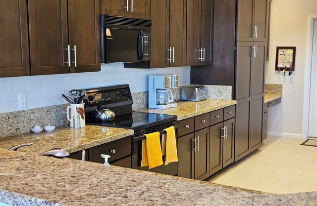 Southwest Designer Contemporary on Troon North golf course!