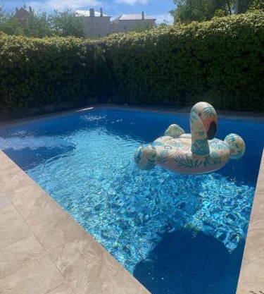 SPACE IN THE VILLA WITH POLL NEAR GOLF IN Madrid