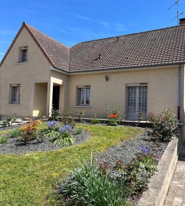 Spacieuse maison de village