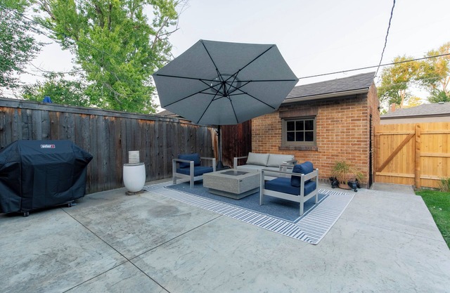 Spacious 1-Bed Denver Hideaway