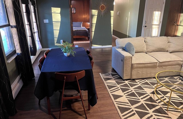 Spacious, 2 BR, Aurora guest suite with Rocky Mountain views.