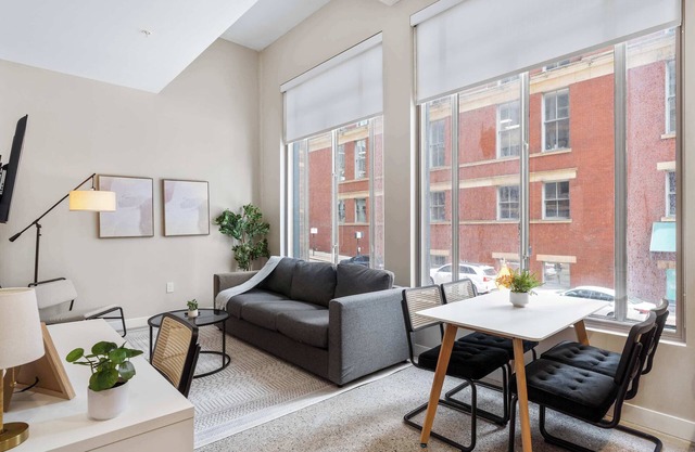 Spacious 2BR CozySuites OTR Downtown #10
