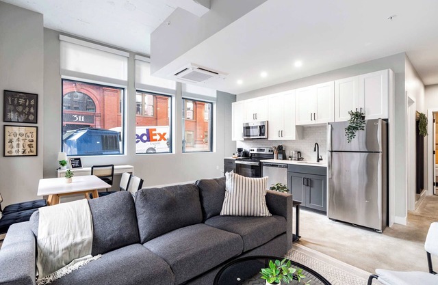 Spacious 2BR CozySuites | OTR Downtown #14