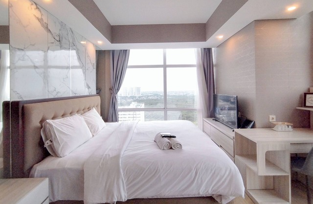 Spacious 2Br With Extra Room At Grand Sungkono Lagoon Apartment