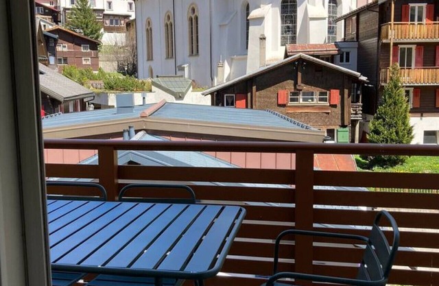 Spacious 3.5-Room | Central Leukerbad Balcony