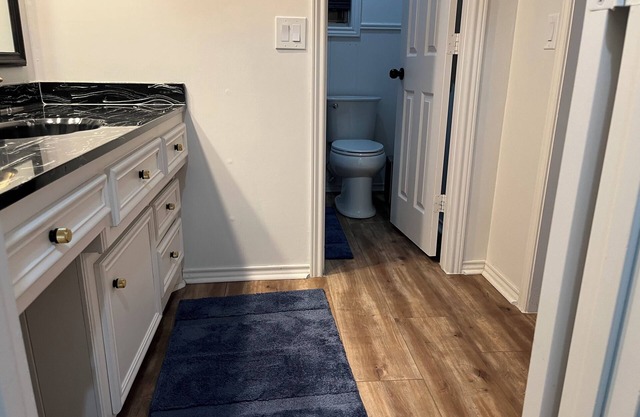 Spacious 4-bedroom house with WiFi and AC in amazing Lubbock