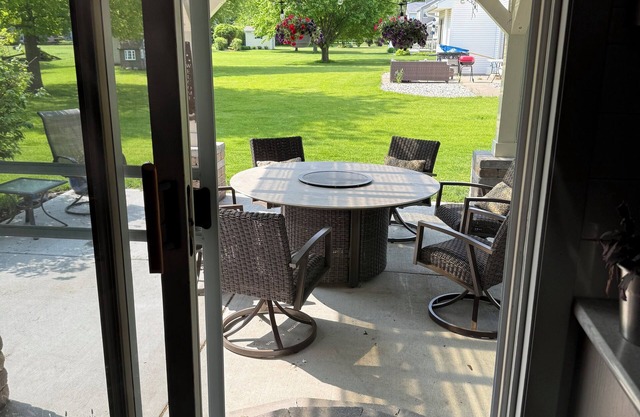 Spacious 4-bedroom house with Beautiful Patio close to EAA in Oshkosh