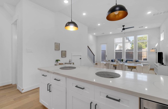 Spacious 4B/3BA Houston Home